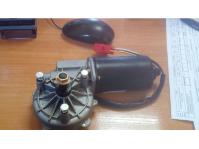 Моторчик стеклоочистителя с редуктором H'2011 HOWO (ХОВО) WG1642741001 фото 1 Ханты-Мансийск